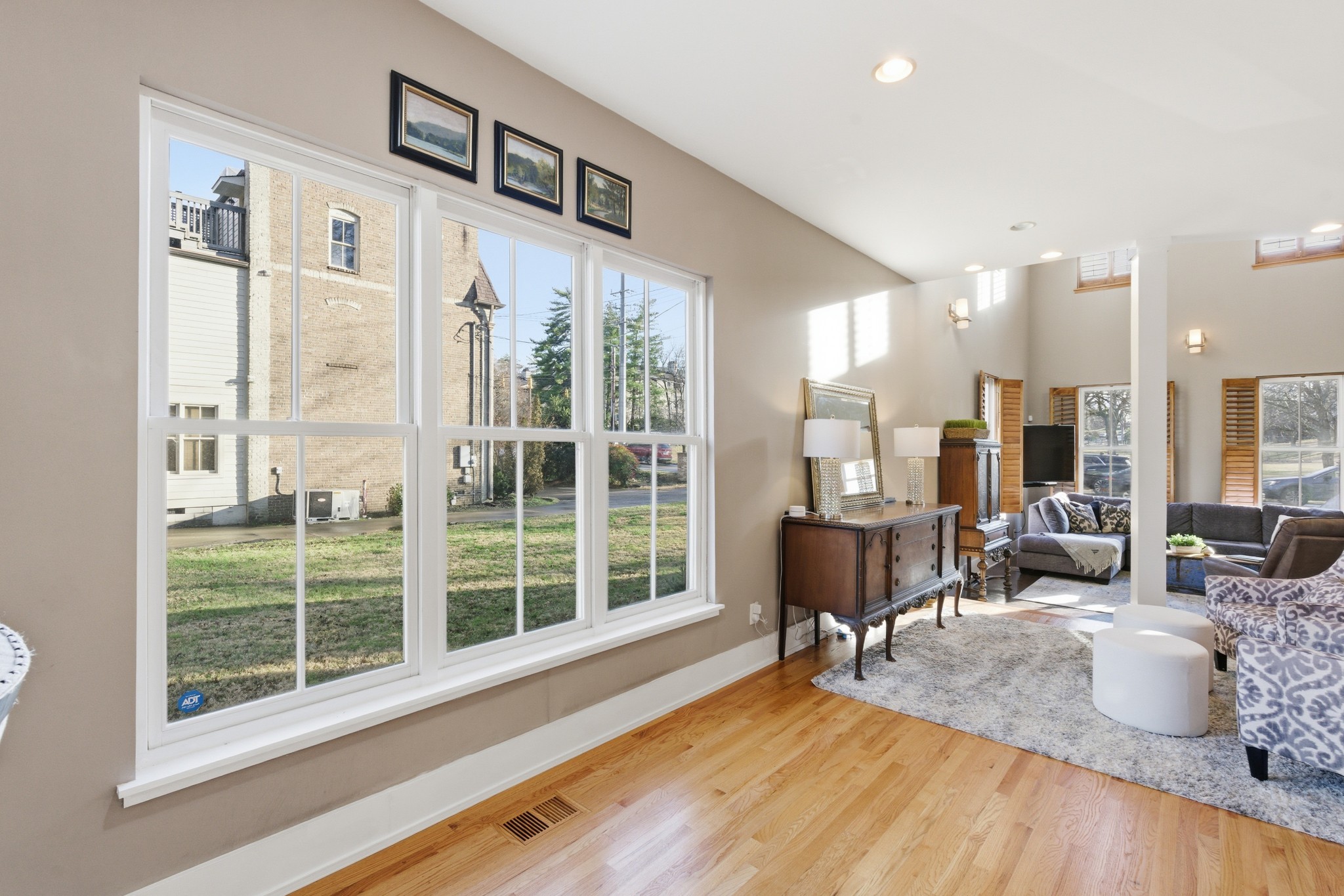 2102A Sharondale Drive Nashville TN 37215