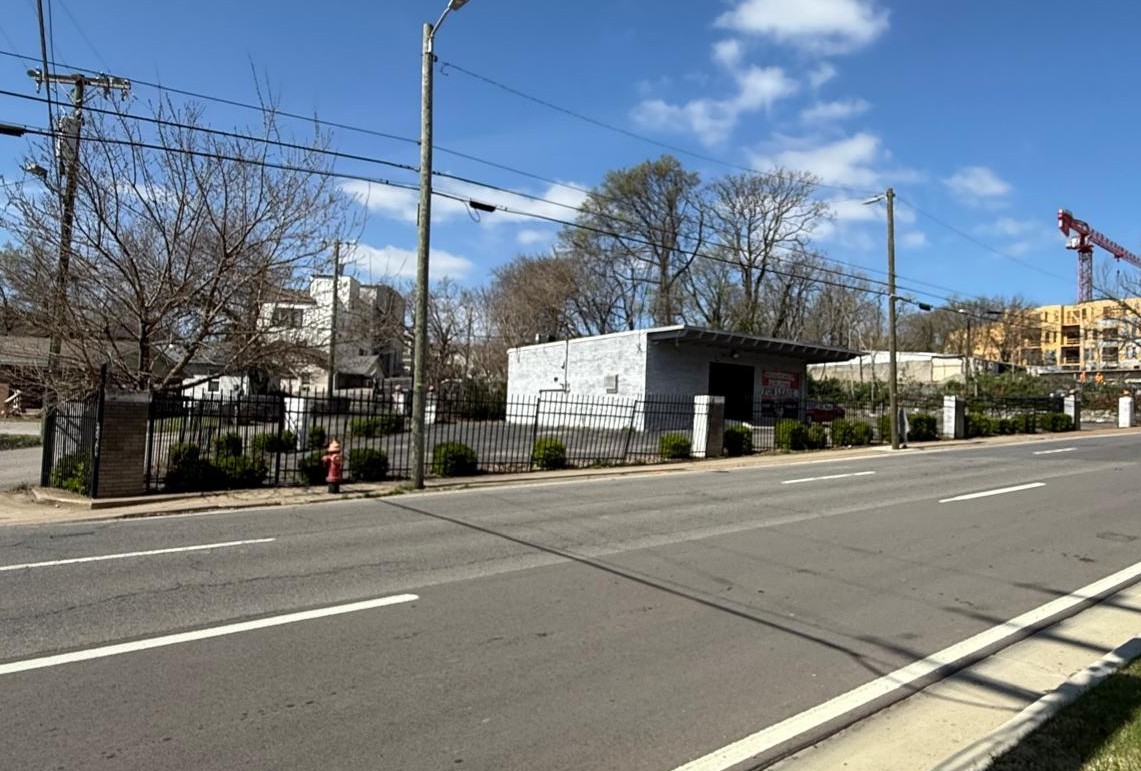 1525 4th Ave, S Nashville TN 37210