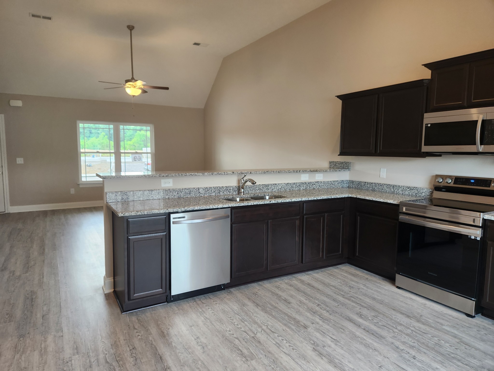 2911 Upstream Road Christiana TN 37037