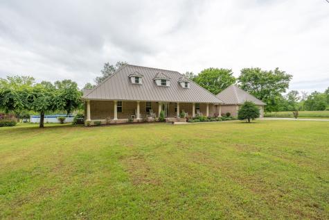 8276 Middle Butler Road Iron City TN 38463