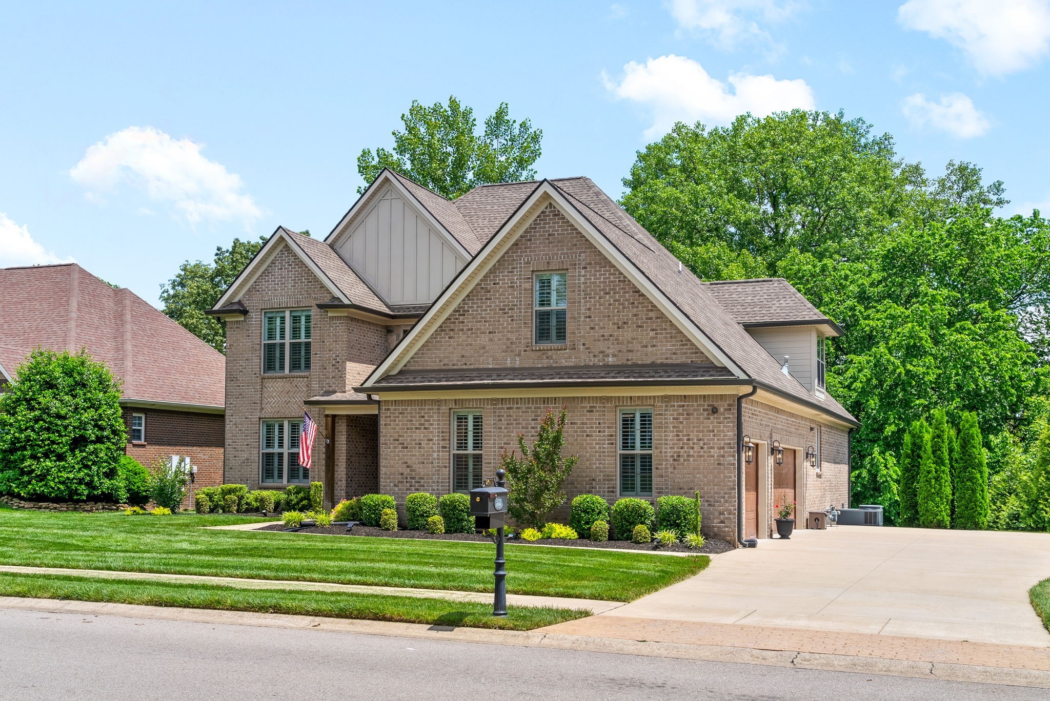 2477 Settlers Trace Clarksville TN 37043