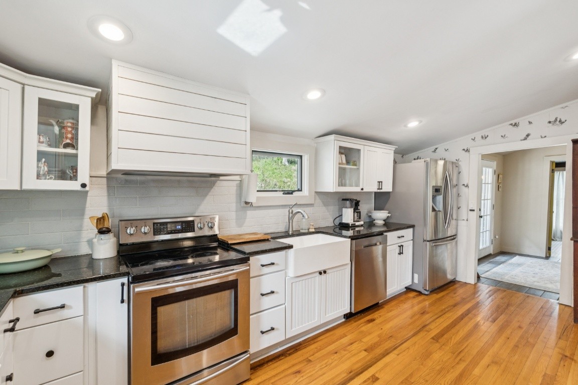6496 Burt Burgen Road Bradyville TN 37026