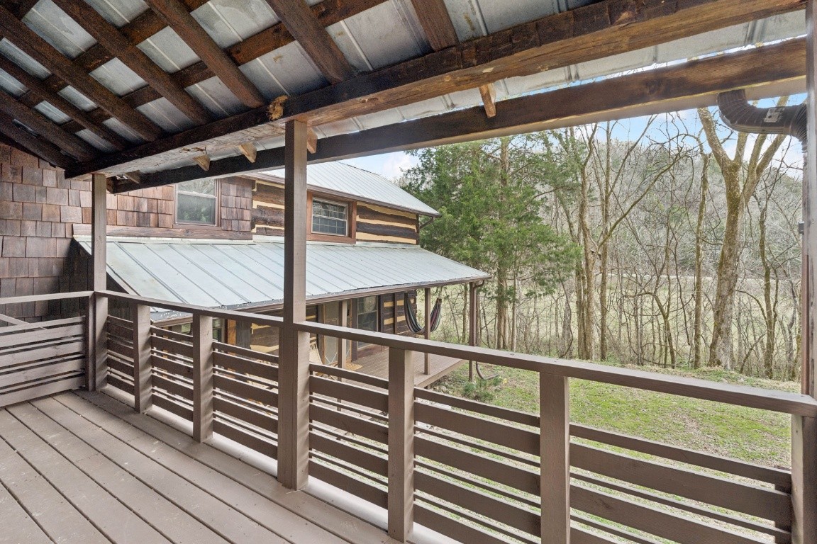 6496 Burt Burgen Road Bradyville TN 37026