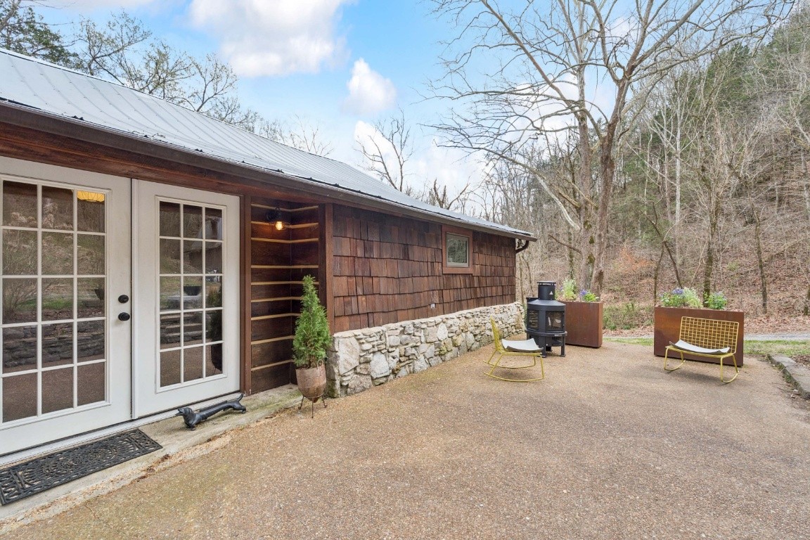 6496 Burt Burgen Road Bradyville TN 37026