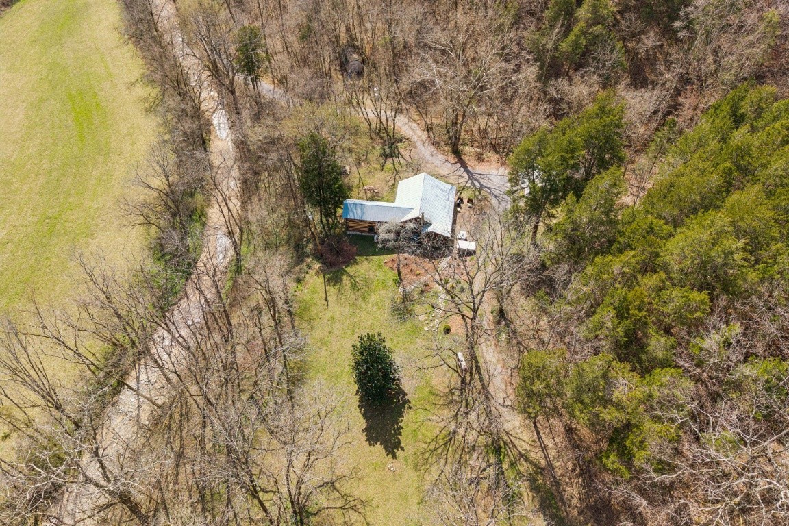 6496 Burt Burgen Road Bradyville TN 37026