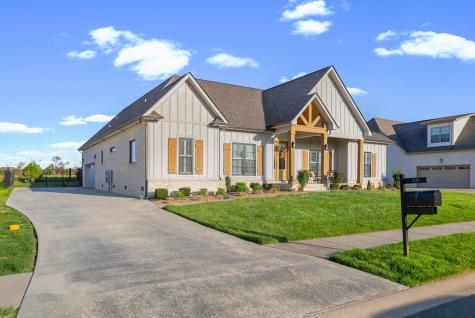 120 Sawyer Court Clarksville TN 37043