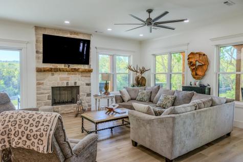 139 River Oaks Drive Sparta TN 38583