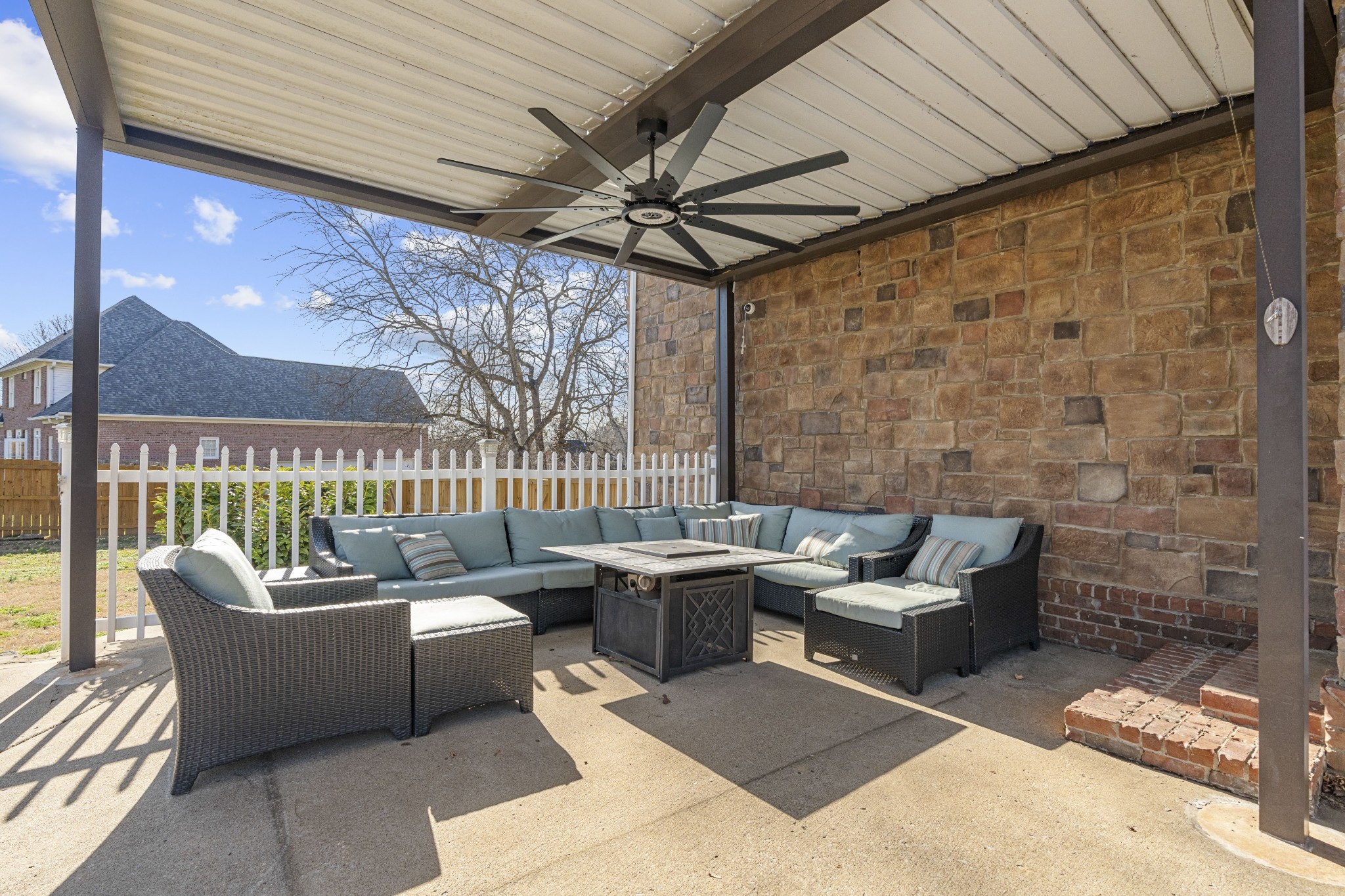2003 Earl Pearce Circle Mount Juliet TN 37122