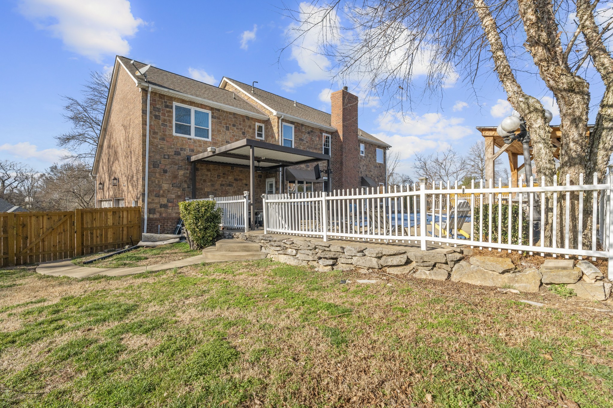 2003 Earl Pearce Circle Mount Juliet TN 37122