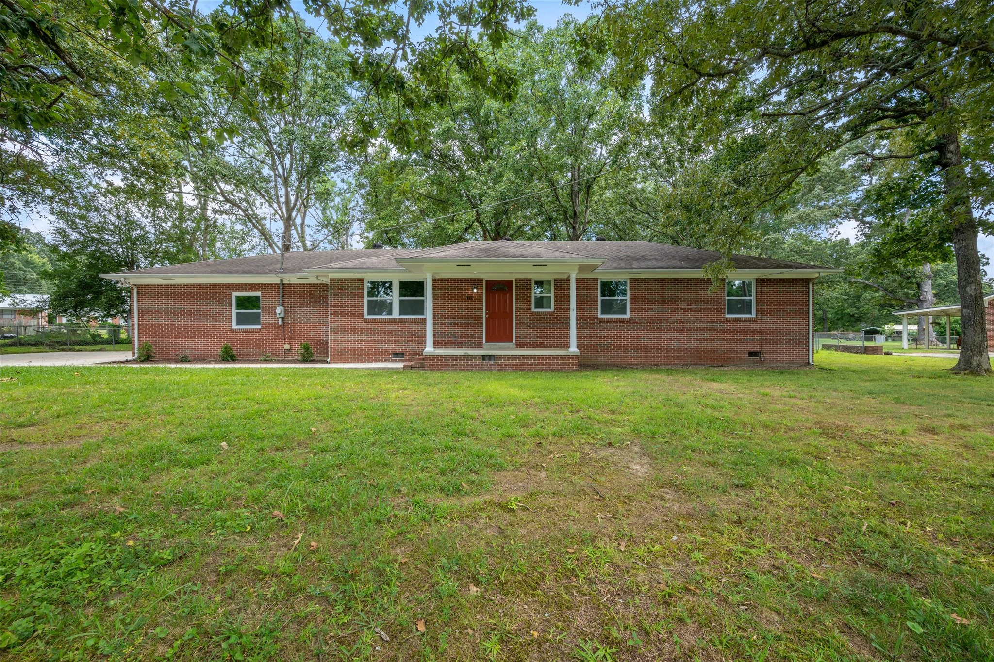 802 Lowry Street Manchester TN 37355