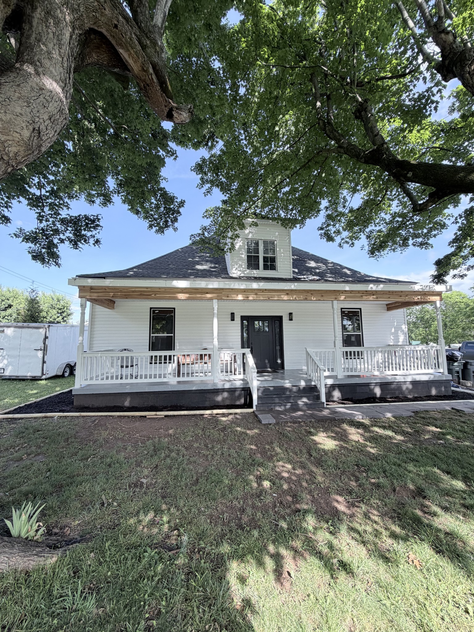 141 N Russell Street Portland TN 37148