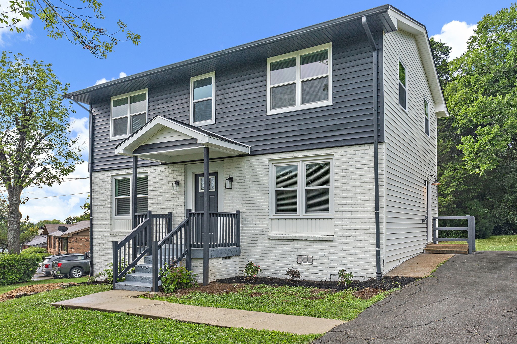 2570 Bethwood Drive Nashville TN 37207
