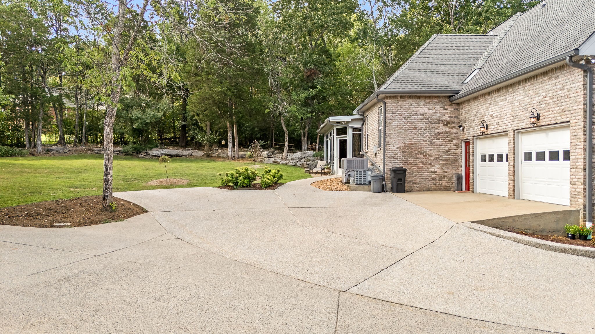 5398 Woods Edge Drive Lebanon TN 37090