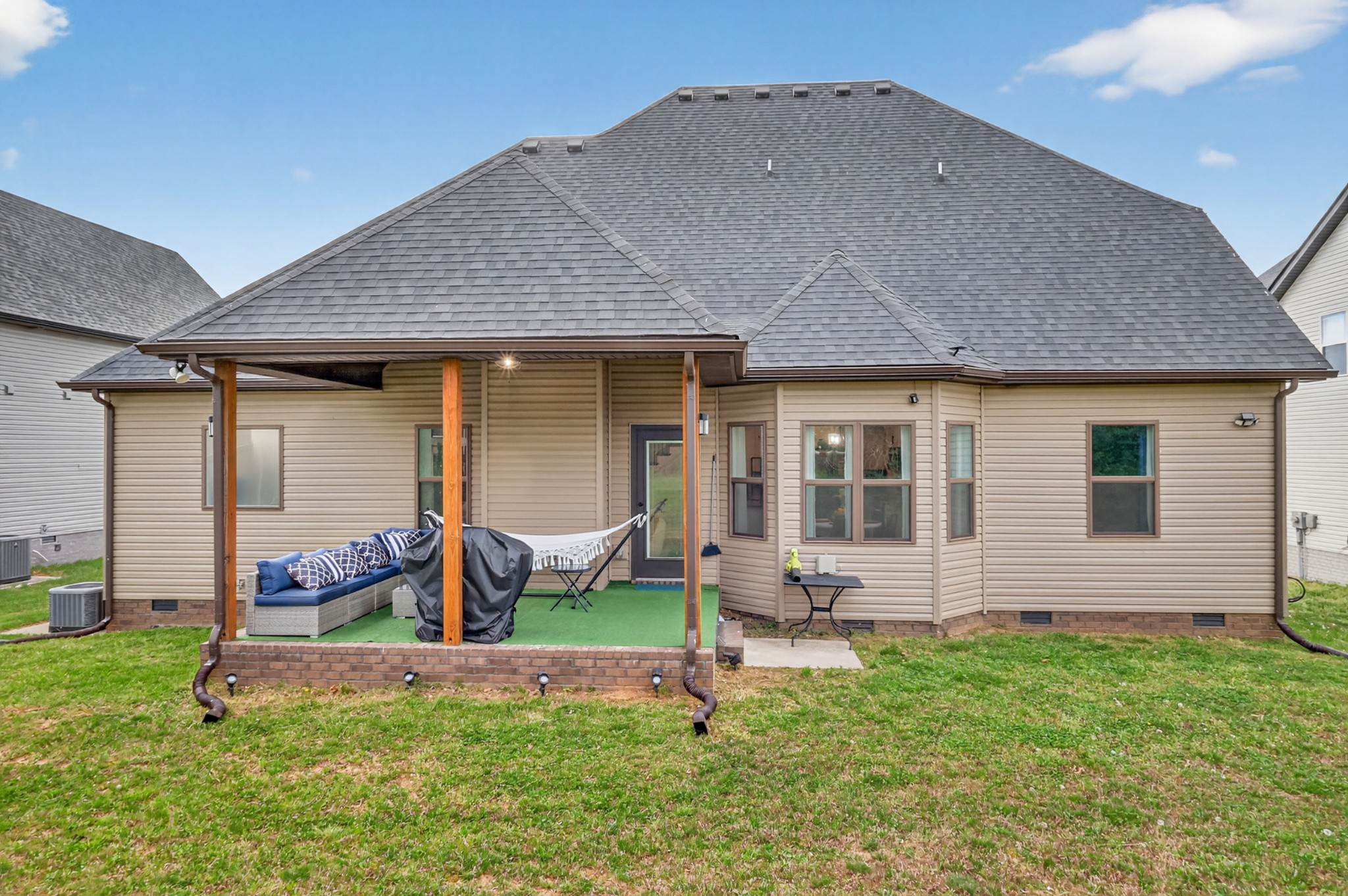 1401 Apple Blossom Road Clarksville TN 37042