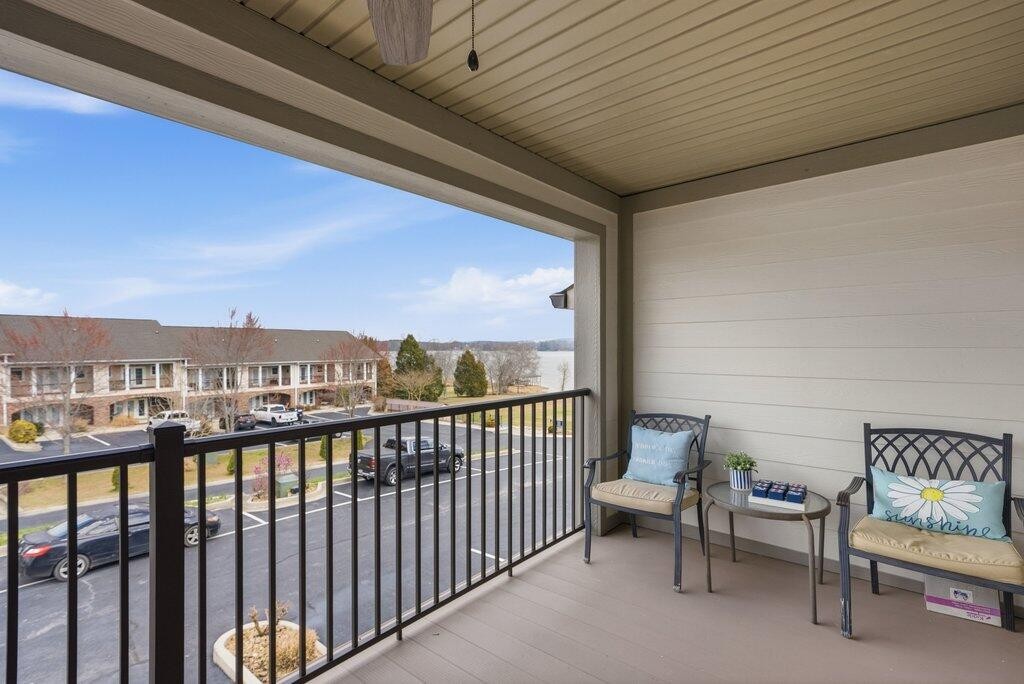1255 New Lake Road Spring City TN 37381
