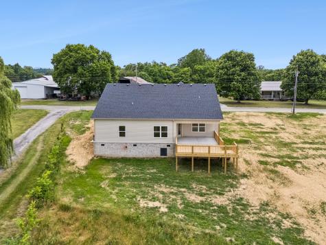 1930 Old Snow Hill Road Dowelltown TN 37059