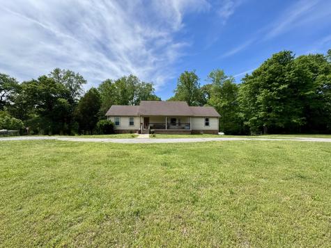 3550 John Taylor Road Woodlawn TN 37191