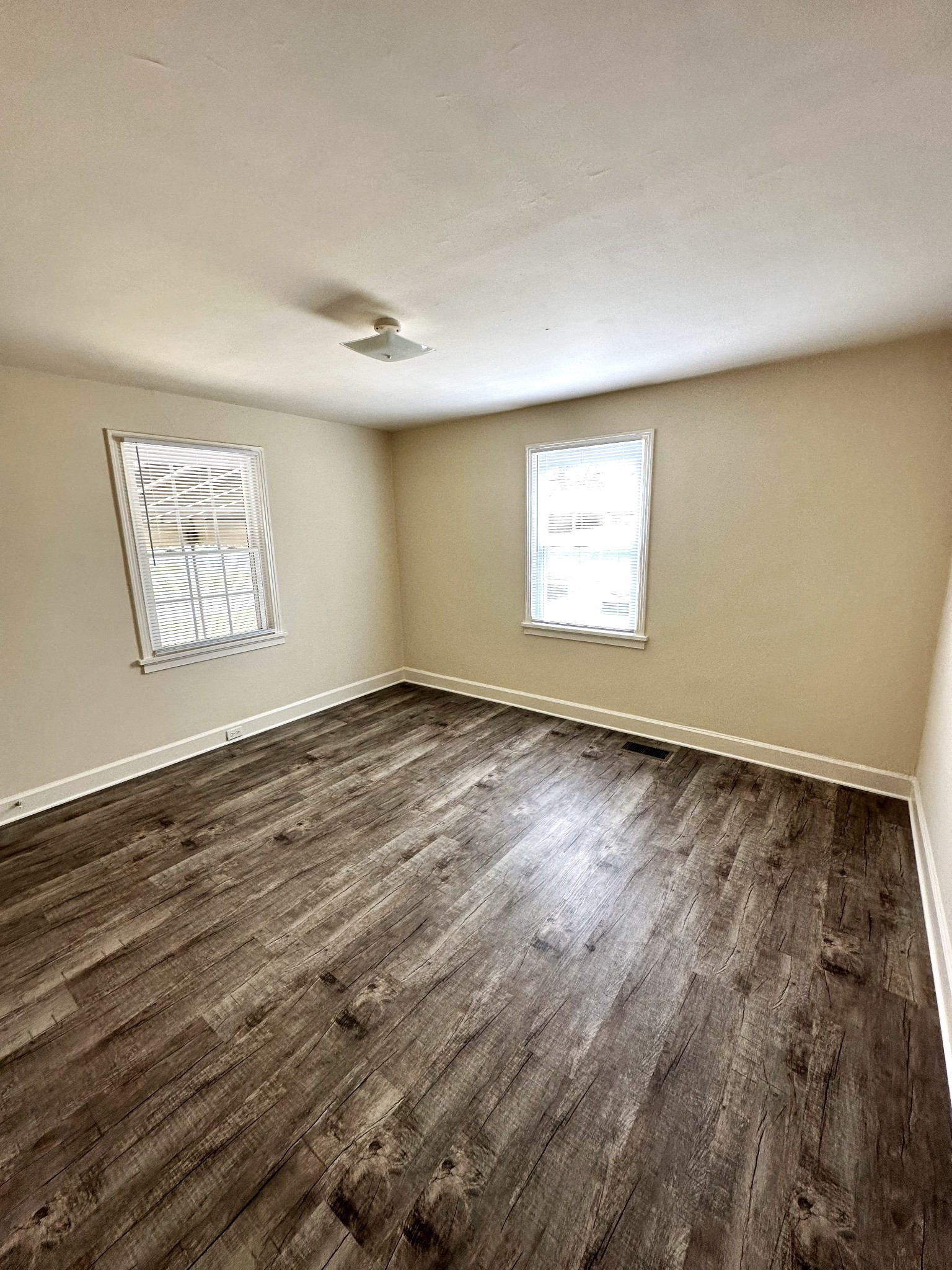 1227 Daniel Street Clarksville TN 37040