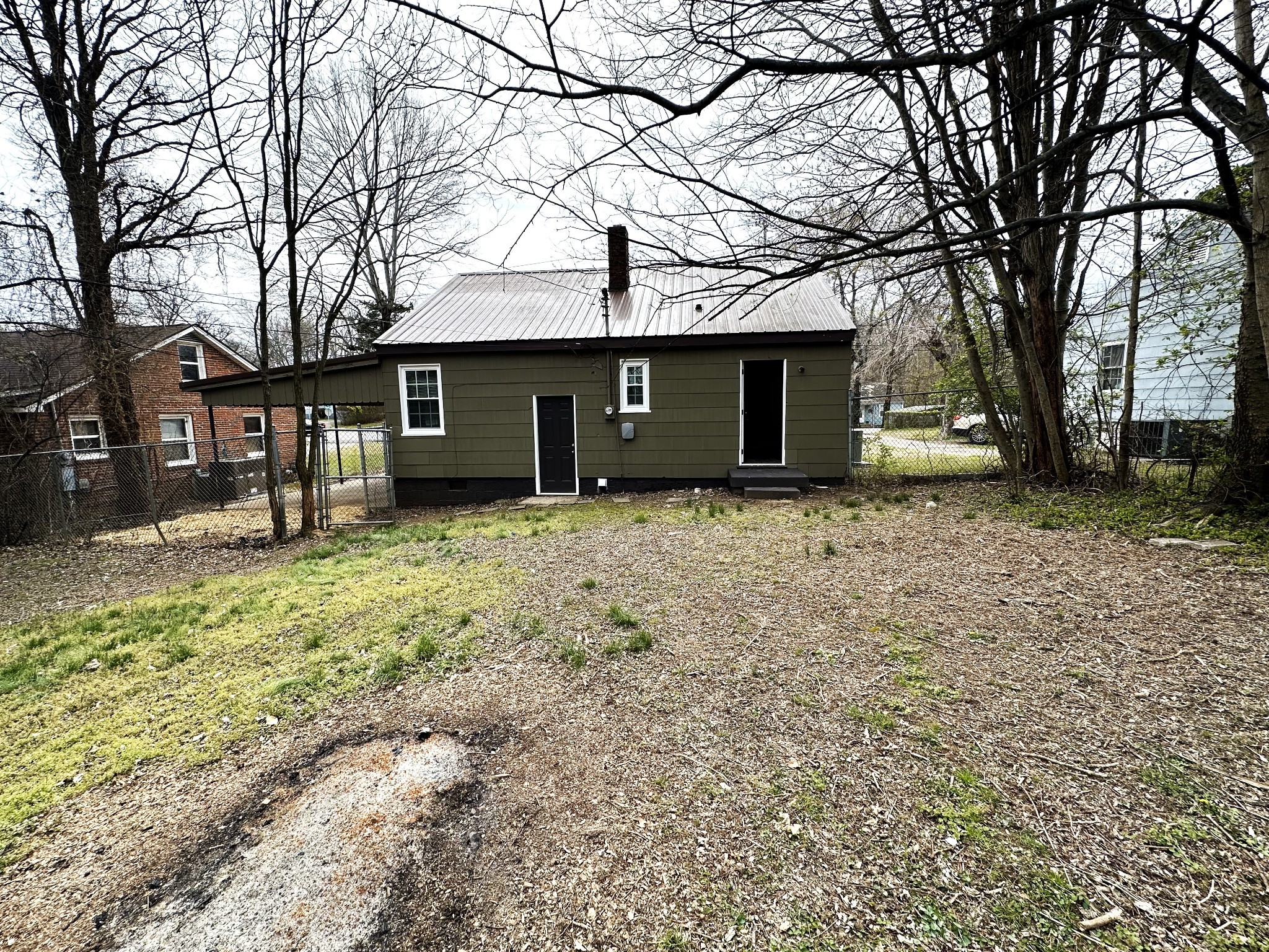 1227 Daniel Street Clarksville TN 37040