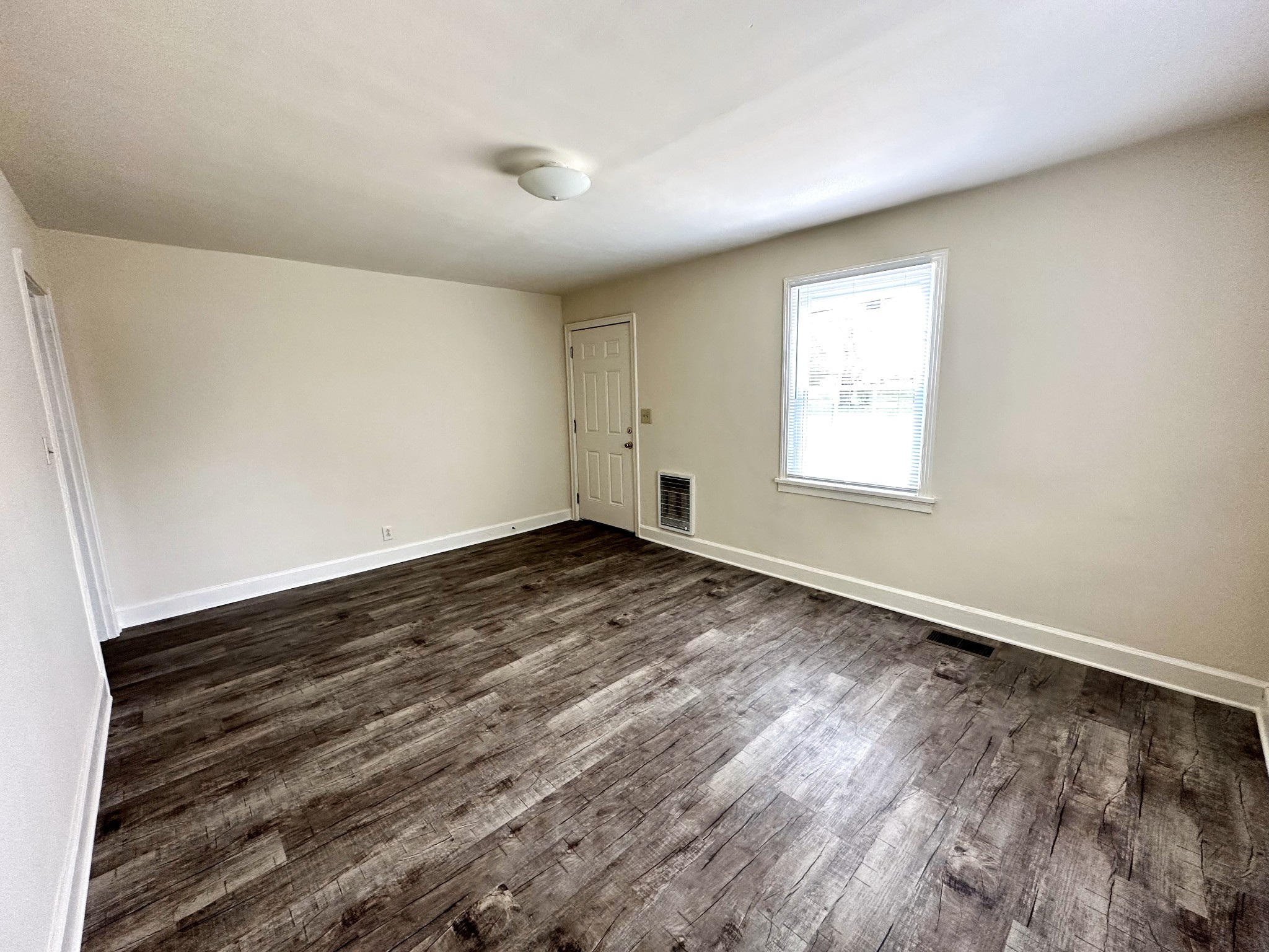 1227 Daniel Street Clarksville TN 37040