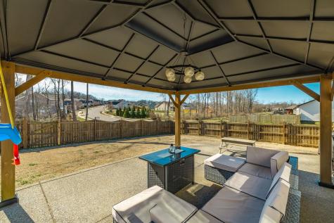 150 Crabourne Drive White House TN 37188
