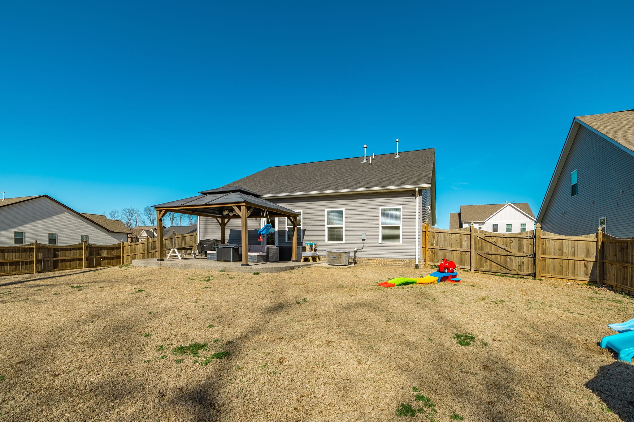 150 Crabourne Drive White House TN 37188