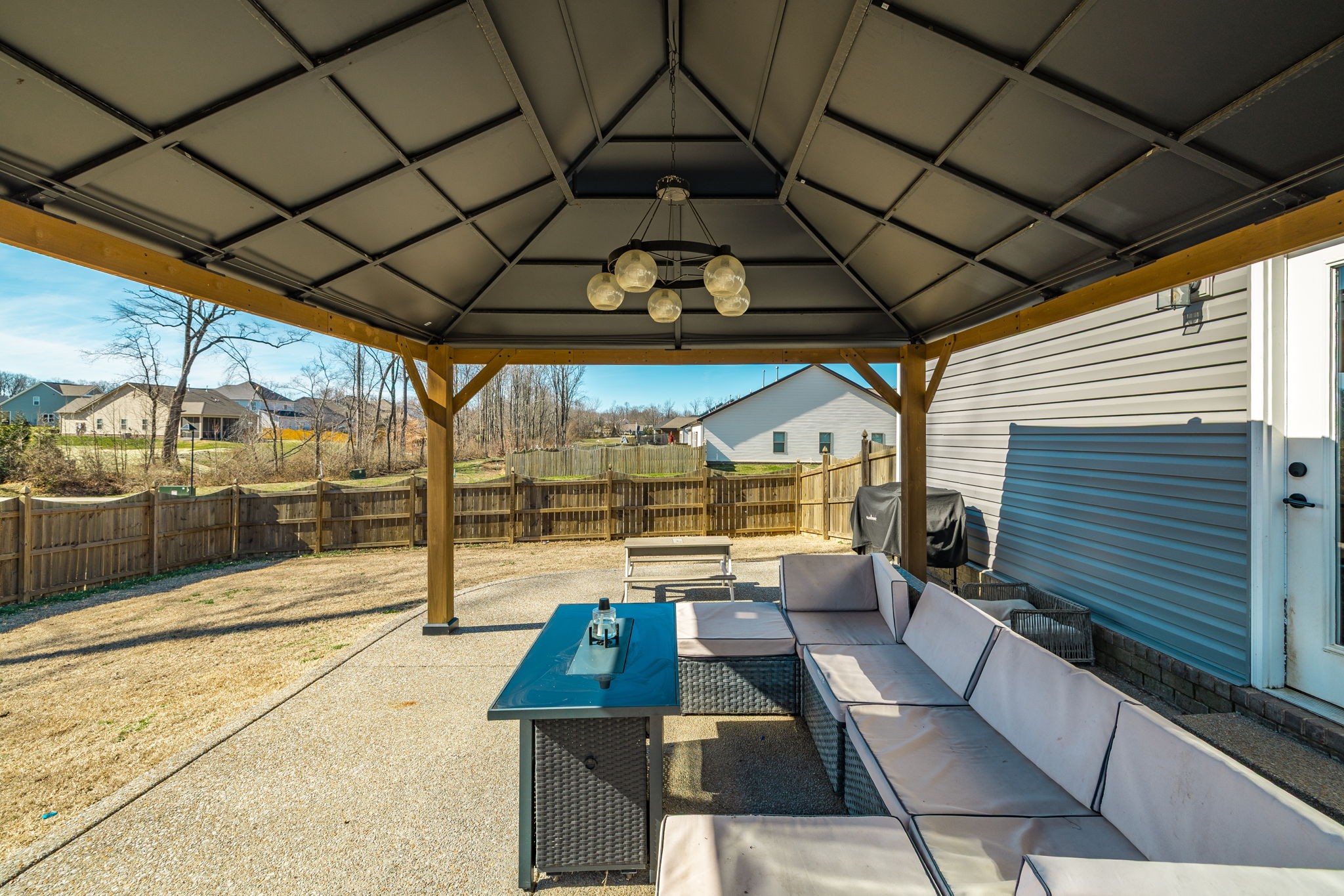 150 Crabourne Drive White House TN 37188