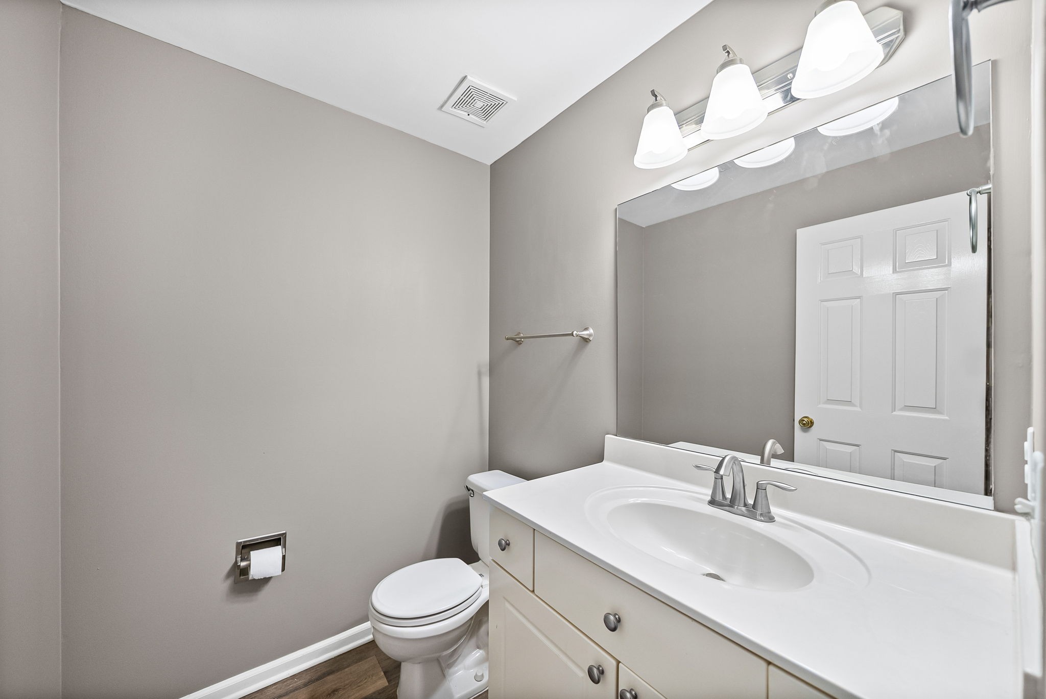 2121 Highway 12, S Ashland City TN 37015