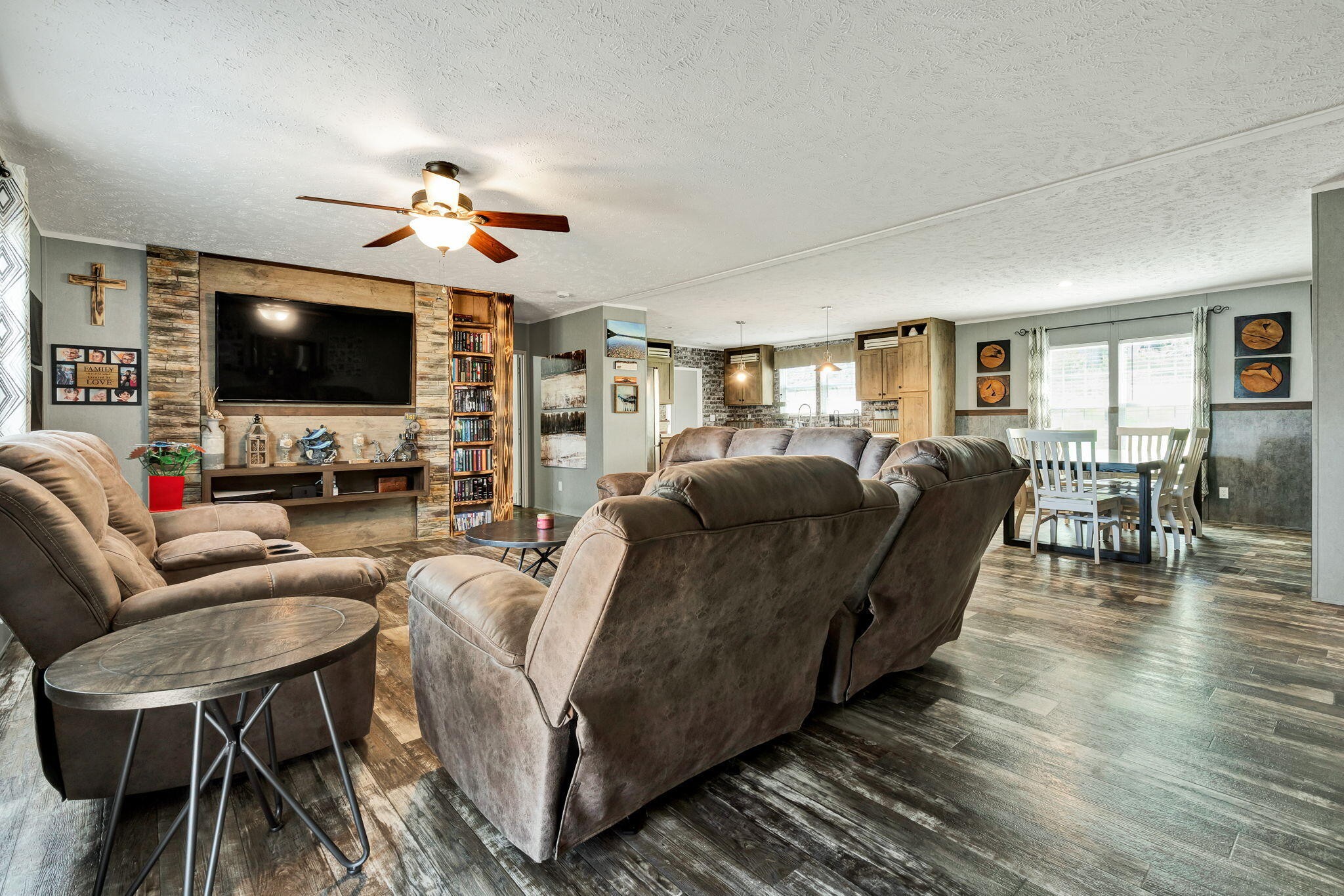 146 County Road 3 Riceville TN 37370