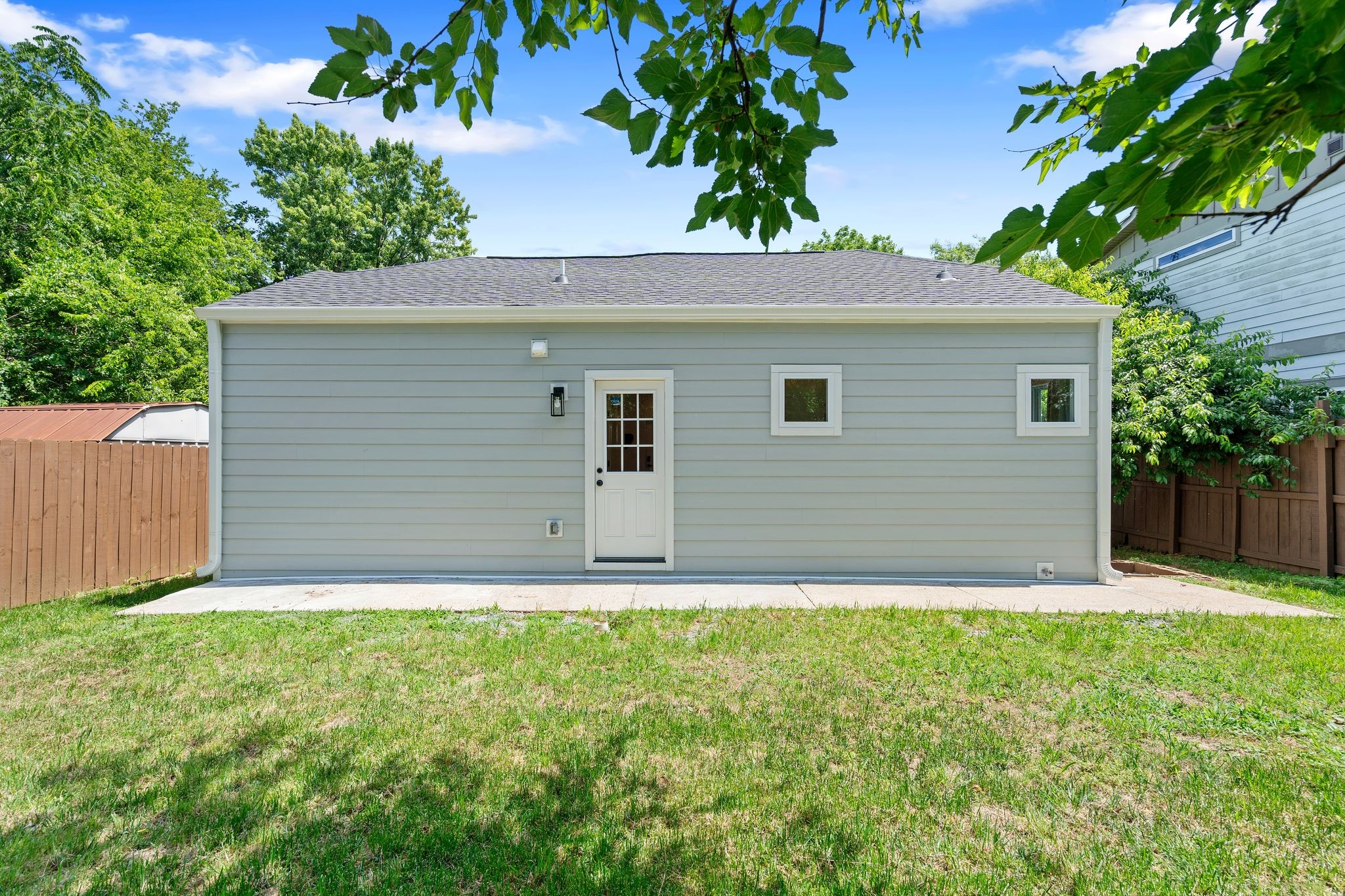1815 7th Ave, N Nashville TN 37208