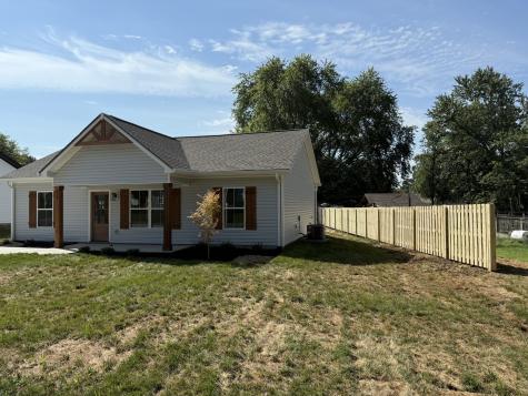 619 Wilson Street Greenbrier TN 37073