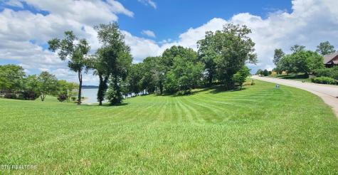 92 Majestic Circle Dandridge TN 37725
