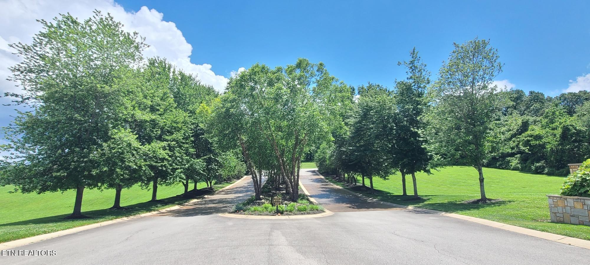 92 Majestic Circle Dandridge TN 37725