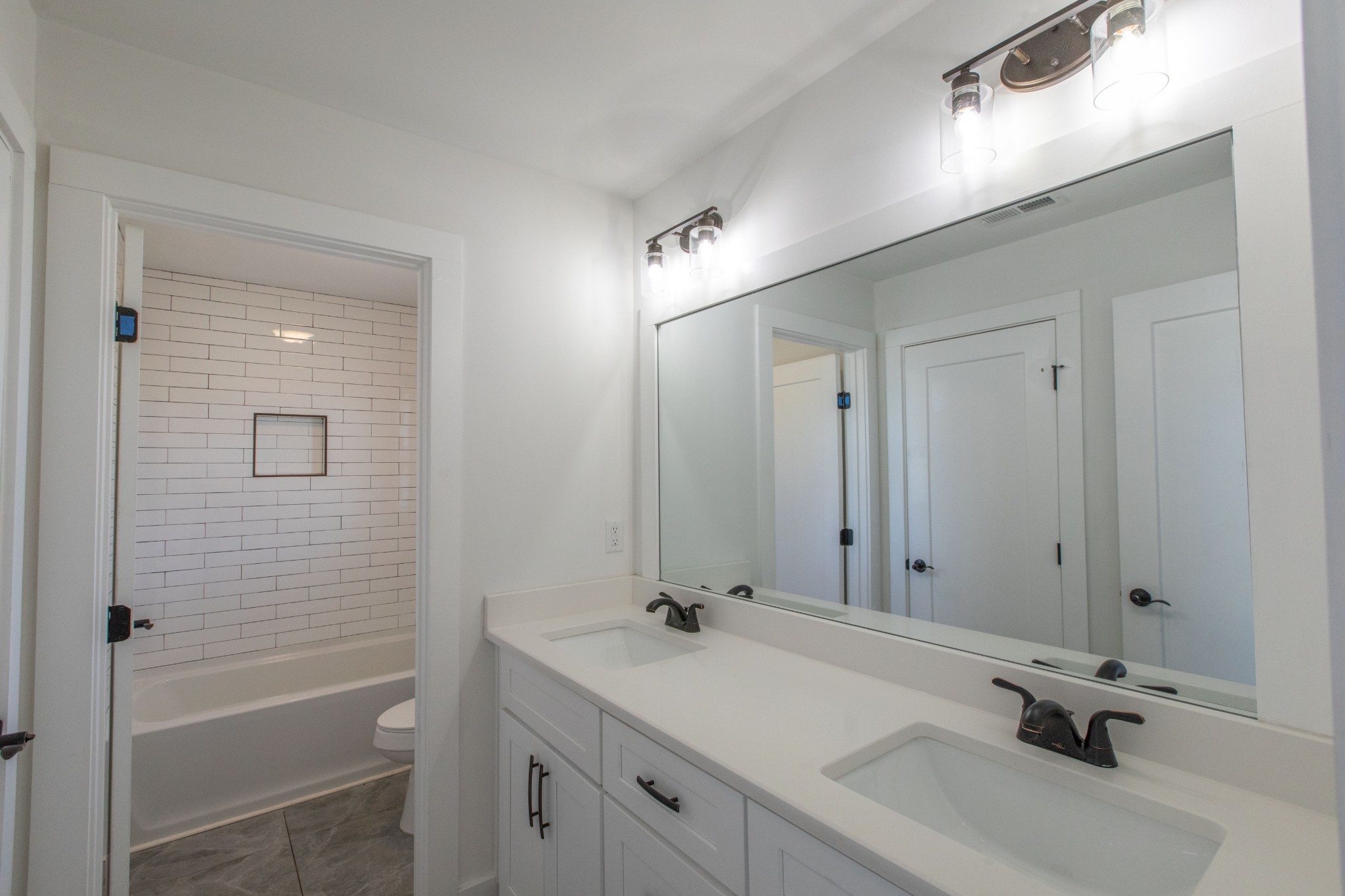 1713A Simpkins Street Nashville TN 37208