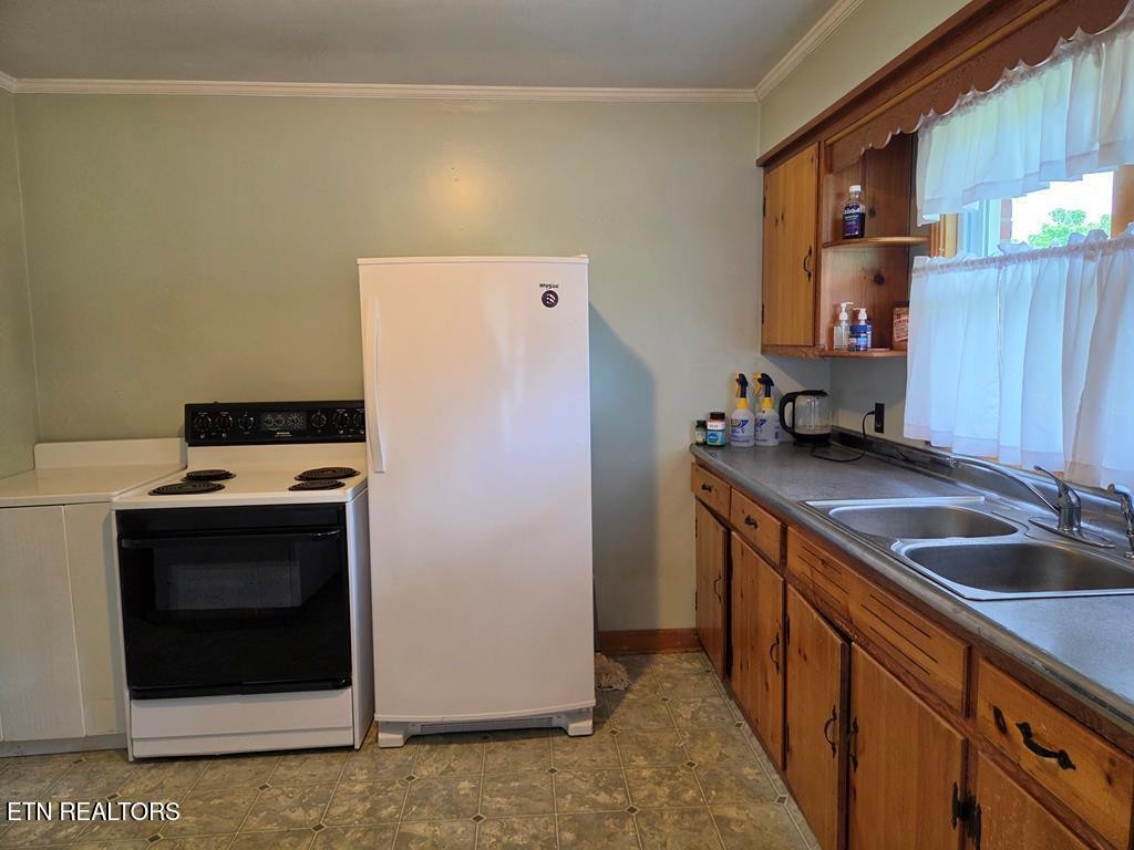 132 S Turner Drive Sparta TN 38583