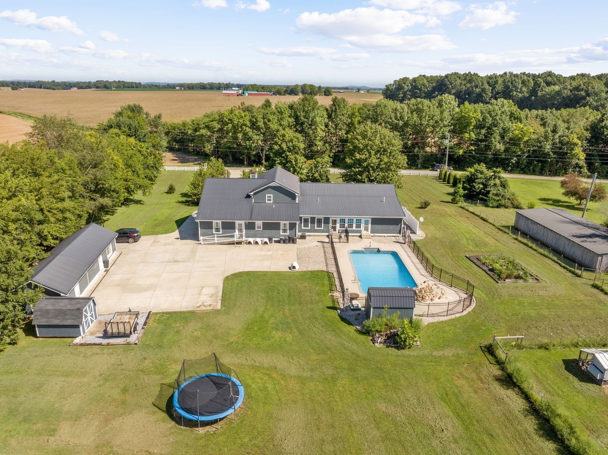 6931 Cowan Road Springfield TN 37172