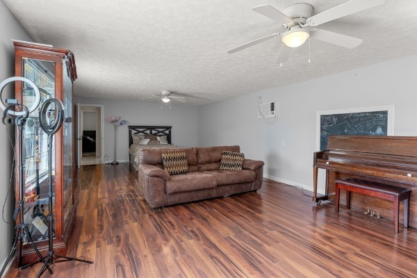 6931 Cowan Road Springfield TN 37172