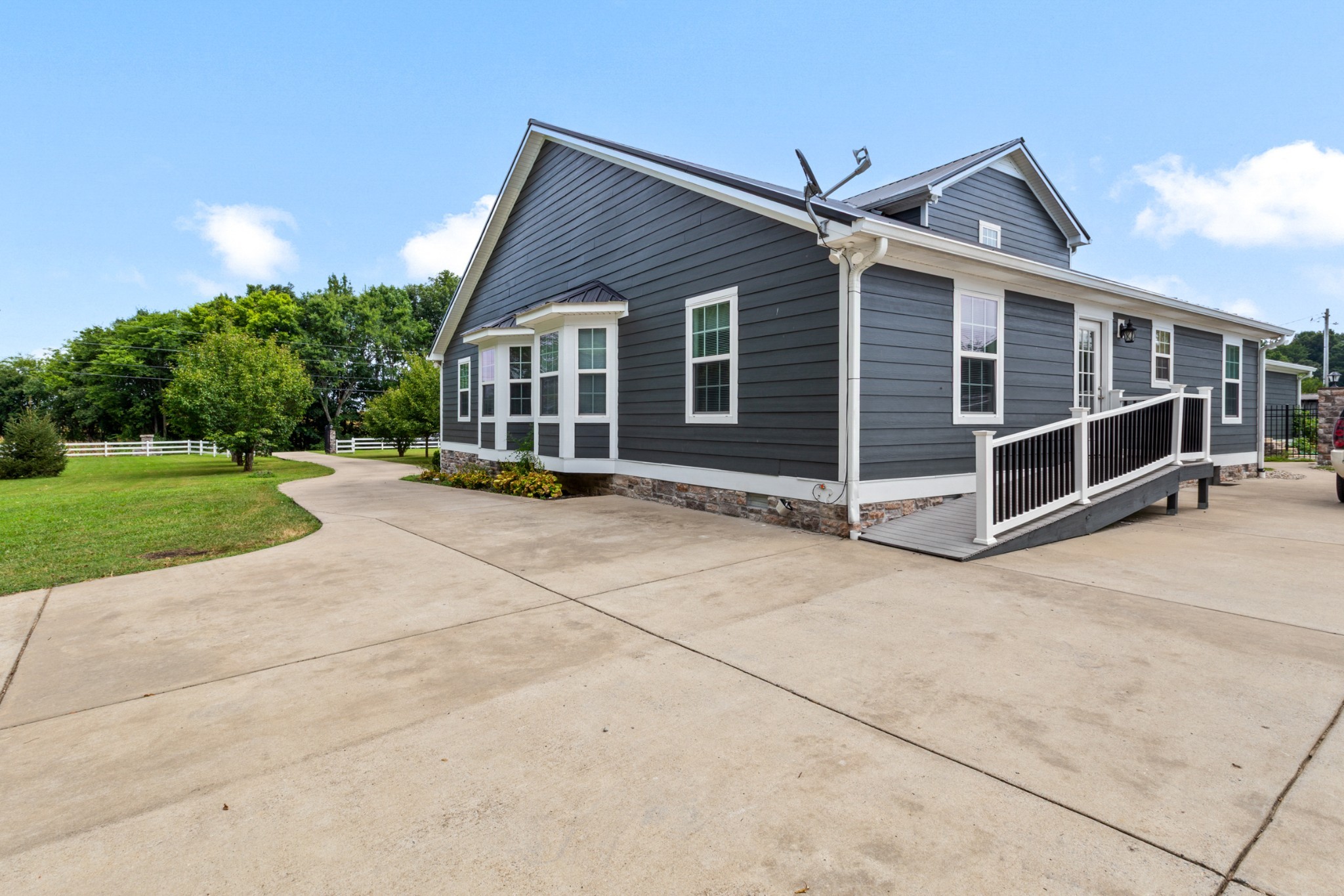6931 Cowan Road Springfield TN 37172
