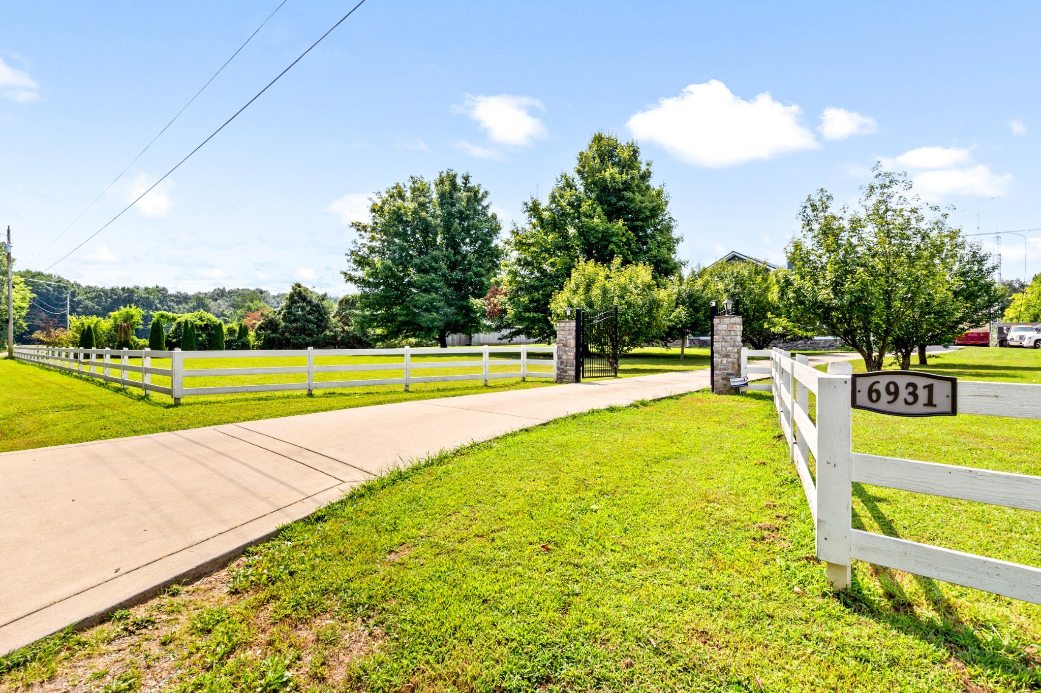 6931 Cowan Road Springfield TN 37172