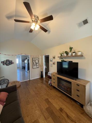 399 Church Street Portland TN 37148