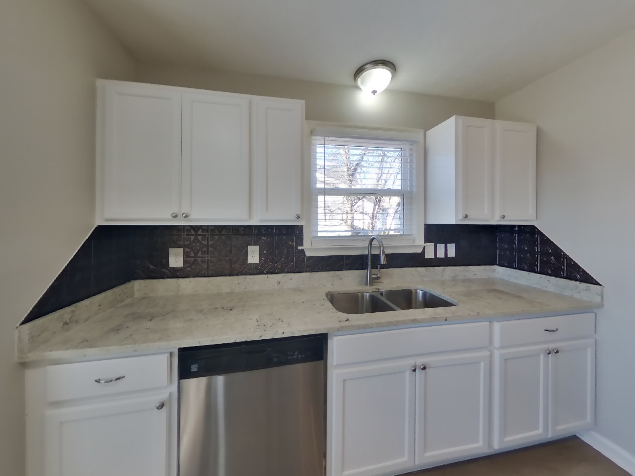 362 Park Ct, N La Vergne TN 37086