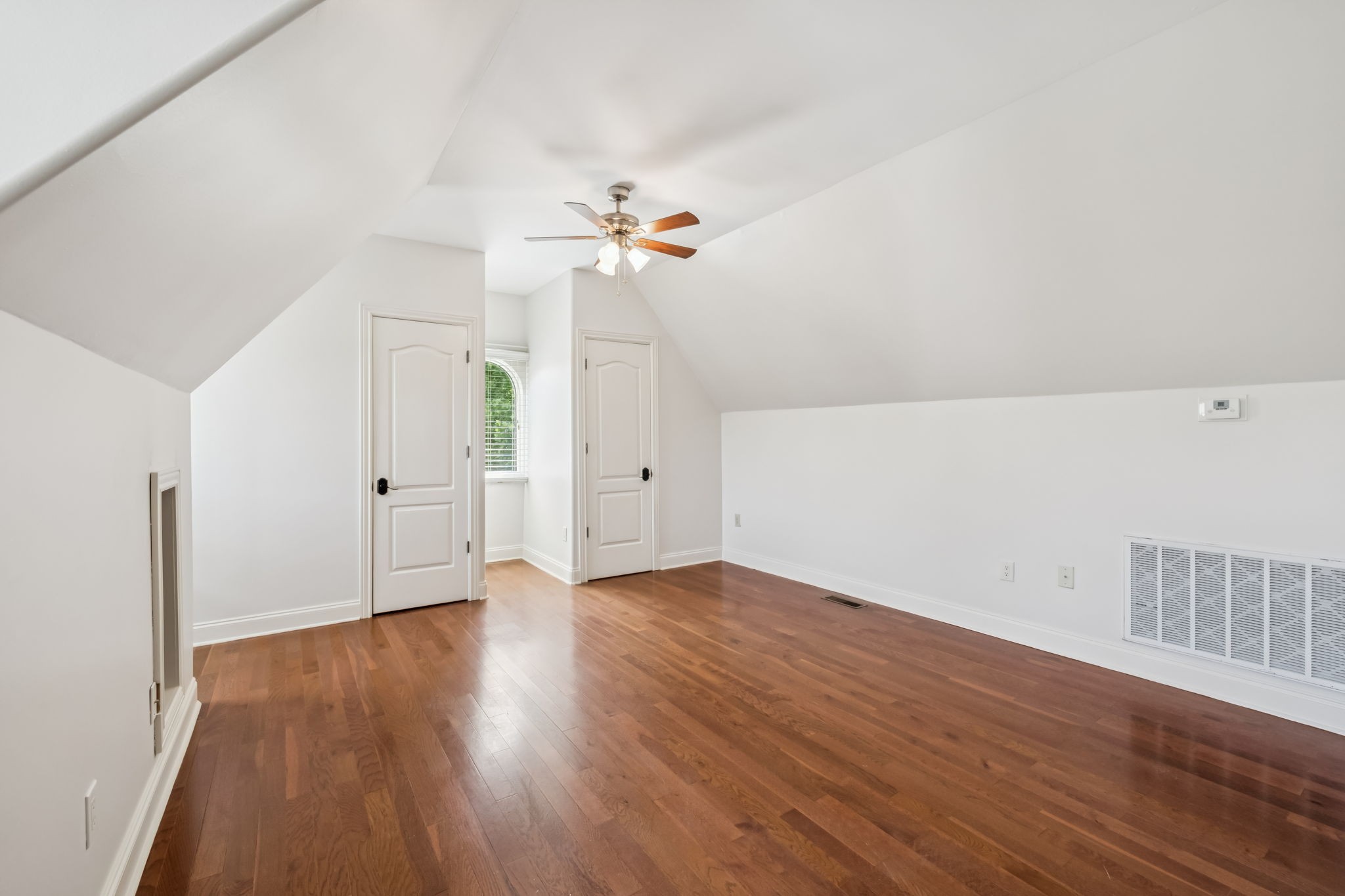 3033 Lakeshore Drive Old Hickory TN 37138