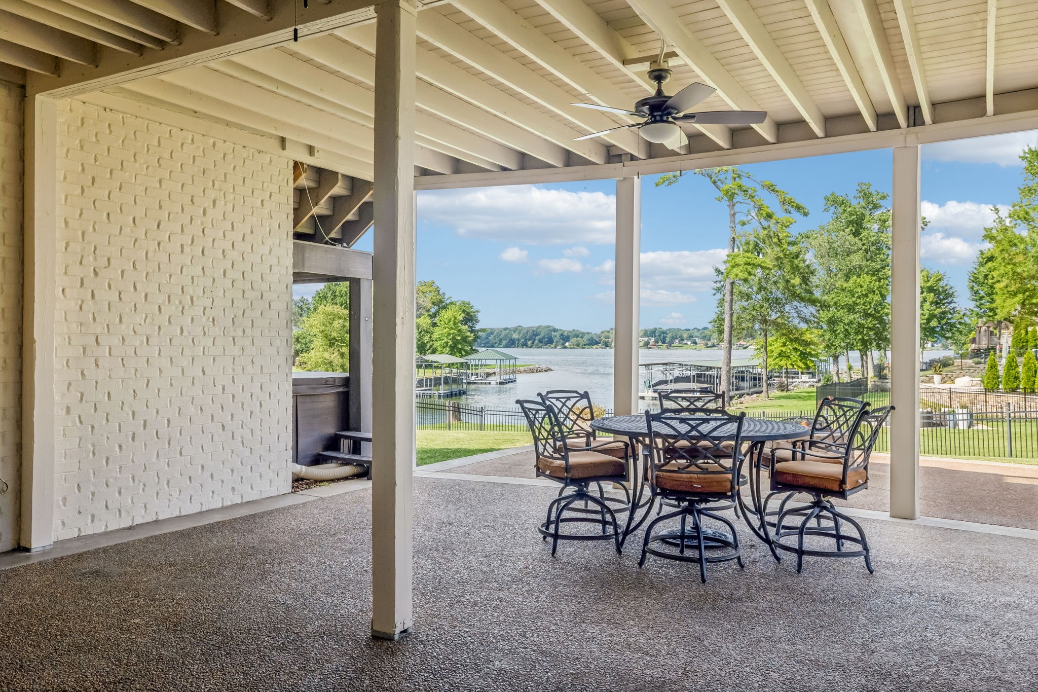 3033 Lakeshore Drive Old Hickory TN 37138