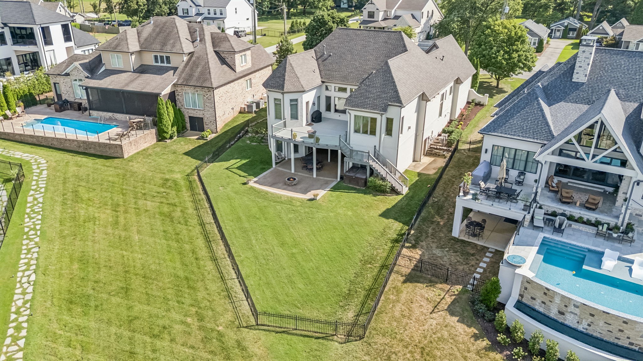 3033 Lakeshore Drive Old Hickory TN 37138