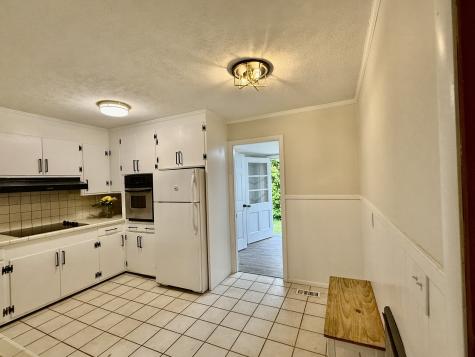 558 First Avenue S, S Baxter TN 38544