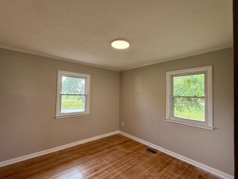 558 First Avenue S, S Baxter TN 38544