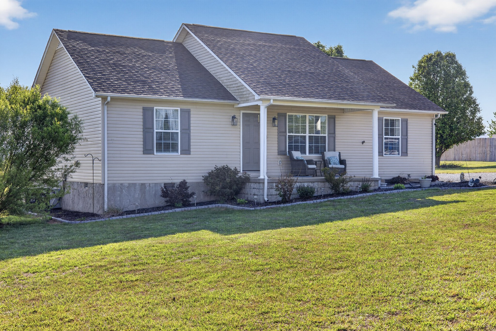 15501 Old Kentucky Road Walling TN 38587