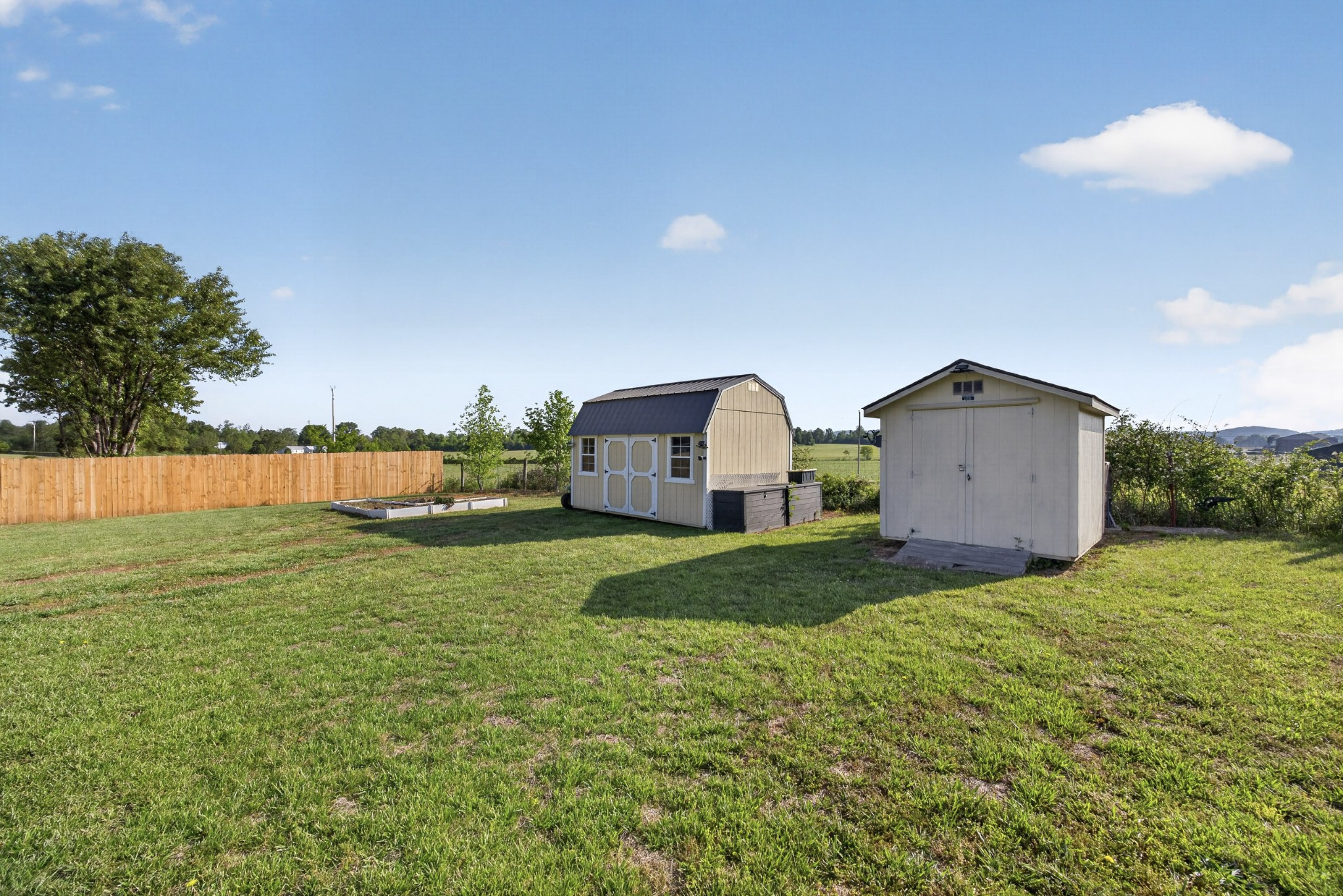 15501 Old Kentucky Road Walling TN 38587