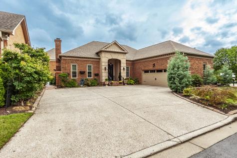 104 Carriage Way Hendersonville TN 37075