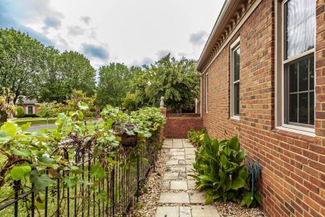 104 Carriage Way Hendersonville TN 37075